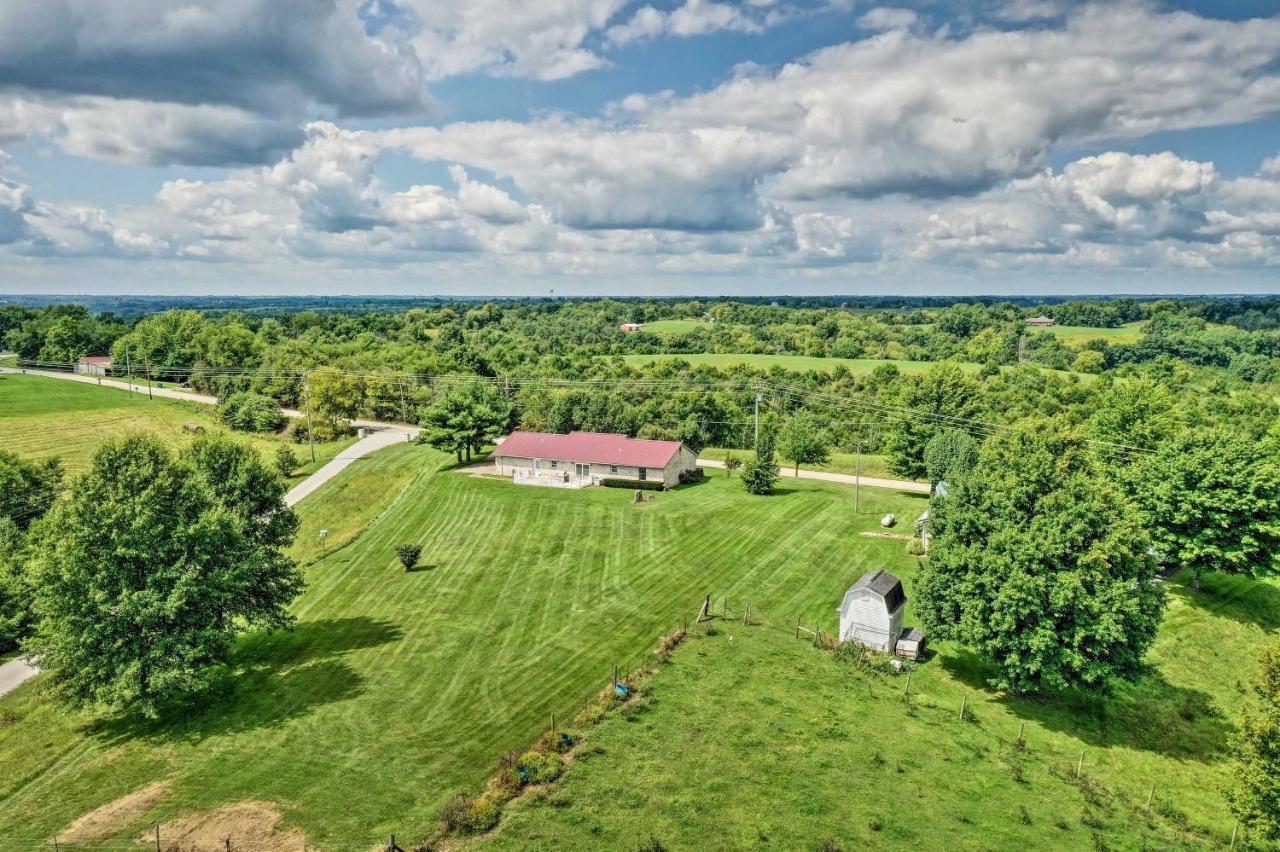 Вилла Charming Williamstown Retreat With Private Yard Экстерьер фото